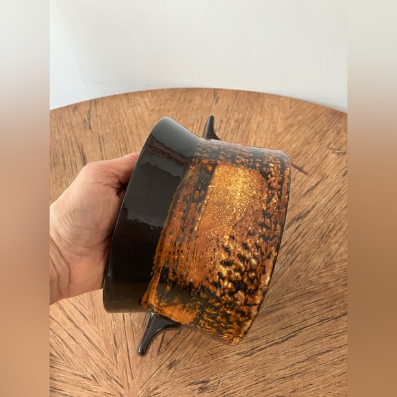 1970's Laurentian Pottery Canada Artisan Series 8-617 Bean Pot / Casserole Dish - Picture 3 of 11